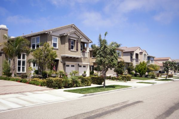 Neighborhood Landscaping in Renton